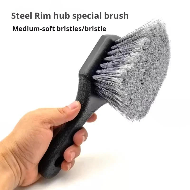 Wheel rim brush set