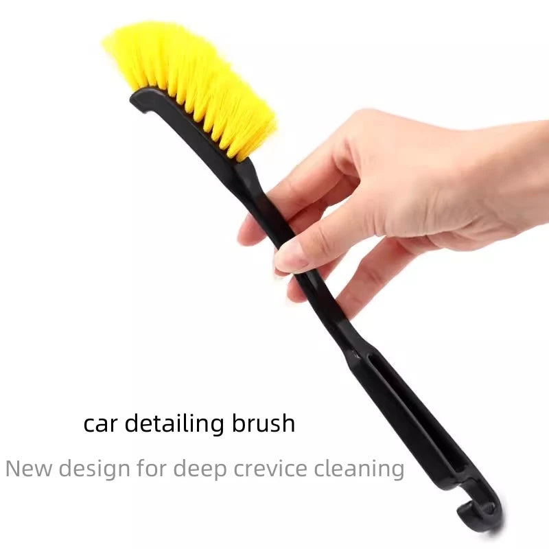 Wheel rim brush set